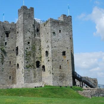 trim castle